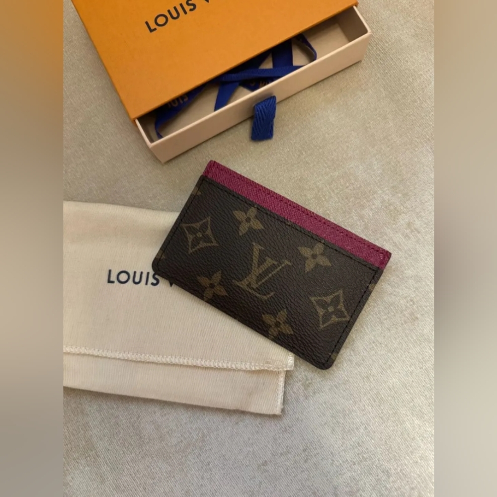 Louis Vuitton Monogram Card Holder